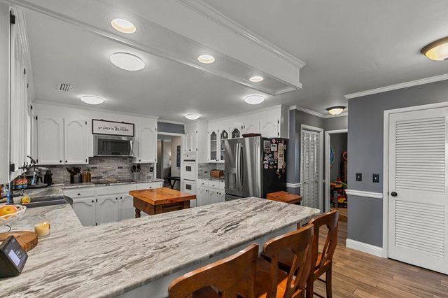 4200 S County Road 83, Headland, AL 36345