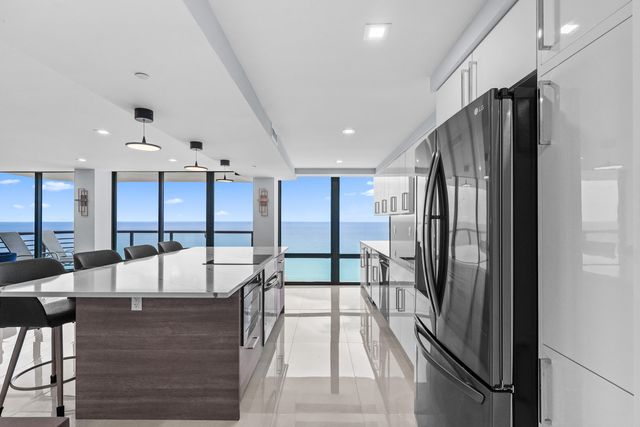 250 S OCEAN Boulevard 15D, Boca Raton, FL 33432