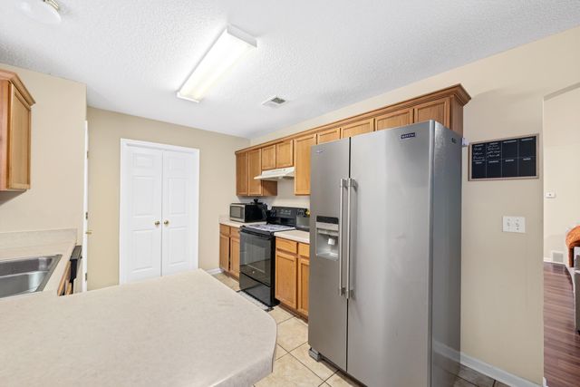 4908 TOP NOTCH LOOP, Unincorporated, TN 38125