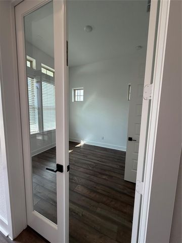 6606 Capstone Oak Avenue, Houston, TX 77055