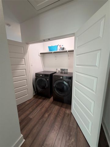 6606 Capstone Oak Avenue, Houston, TX 77055