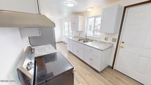 475 E 5th Street, Battle Mountain, NV 89820