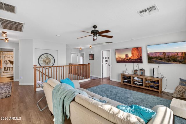 5241 W ST KATERI Drive, Laveen, AZ 85339