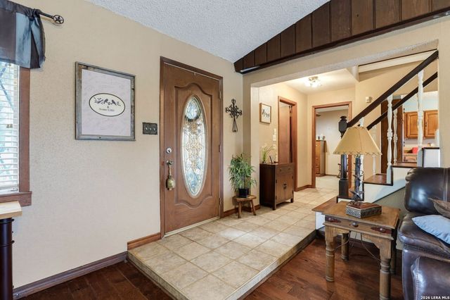 12591 LAVERNIA RD, St Hedwig, TX 78152