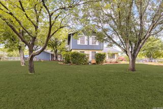 12591 LAVERNIA RD, St Hedwig, TX 78152