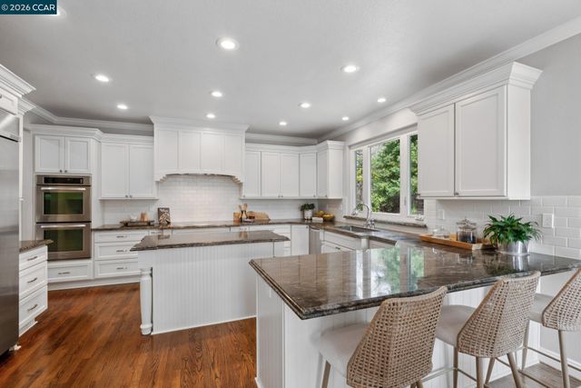 40 Oak Trail Ct, Alamo, CA 94507