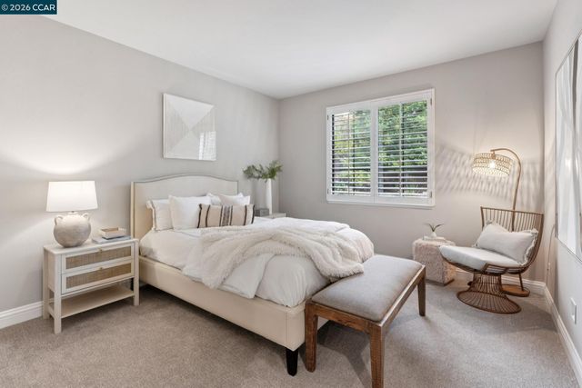 40 Oak Trail Ct, Alamo, CA 94507