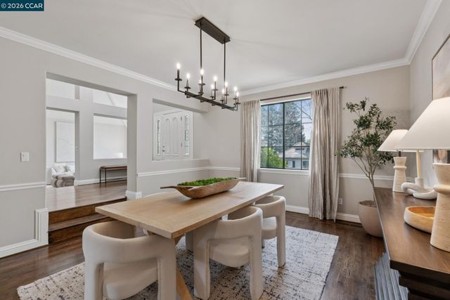 40 Oak Trail Ct, Alamo, CA 94507