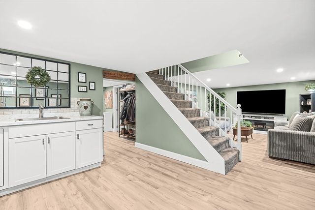 50 Holland Street, Winchester, MA 01890