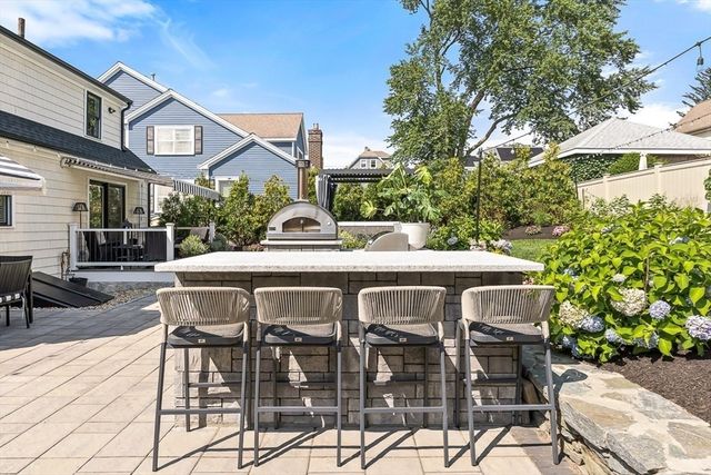 50 Holland Street, Winchester, MA 01890