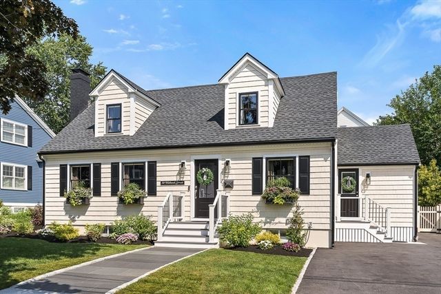 50 Holland Street, Winchester, MA 01890