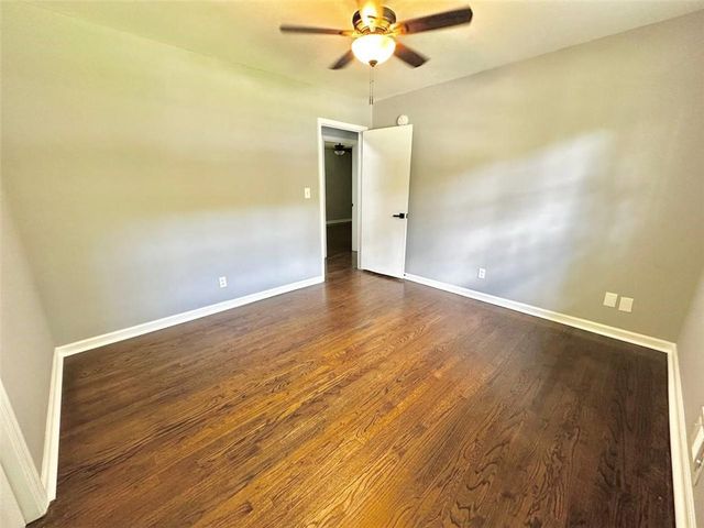 210 Suburban Drive NE, Kennesaw, GA 30144