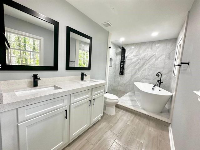 210 Suburban Drive NE, Kennesaw, GA 30144