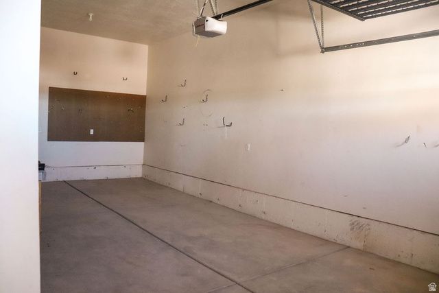 920 N 2060 W, Roosevelt, UT 84066