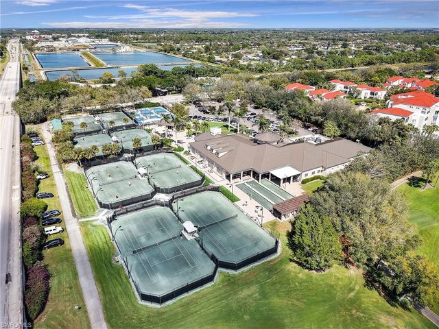 1334 Wood Duck TRL, Naples, FL 34108