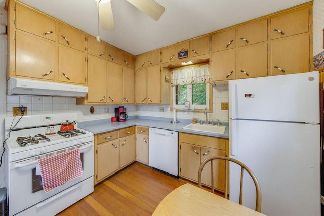 1425 E Main STREET, Watertown, WI 53094
