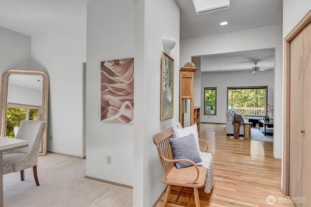 870 238th Avenue NE, Sammamish, WA 98074