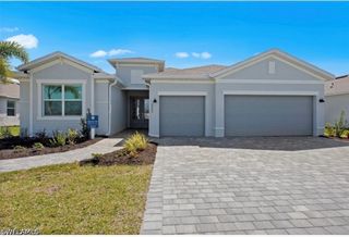 5176 SUGARWOOD DR, Naples, FL 34113