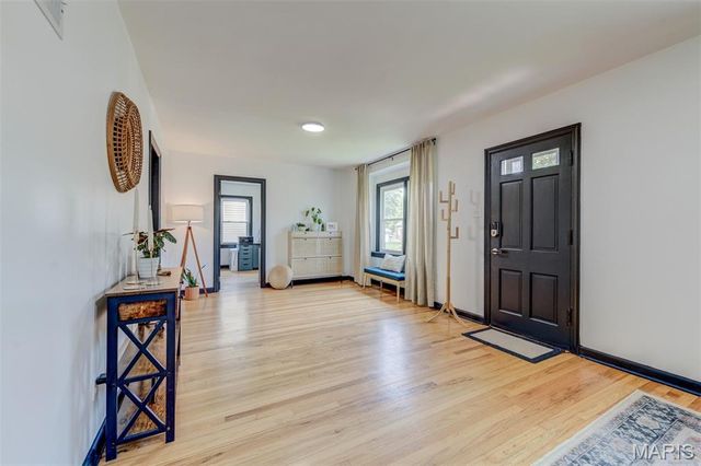 20 Constance Court, St Ann, MO 63074