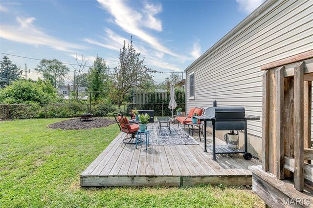 20 Constance Court, St Ann, MO 63074