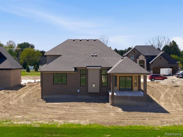 53731 Addington Drive, Macomb, MI 48042