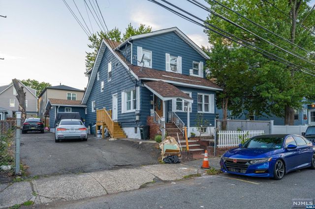 444-446 E 32nd Street, Paterson, NJ 07504