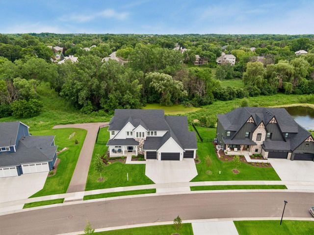 16865 46th Avenue N, Plymouth, MN 55446
