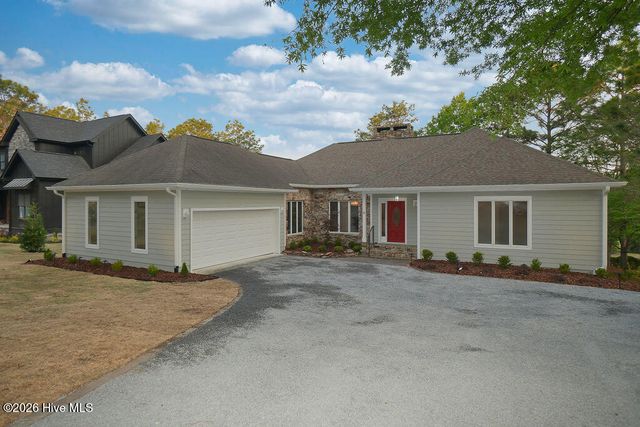 81 Deerwood Lane, Pinehurst, NC 28374