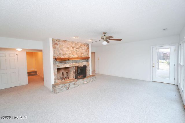 81 Deerwood Lane, Pinehurst, NC 28374