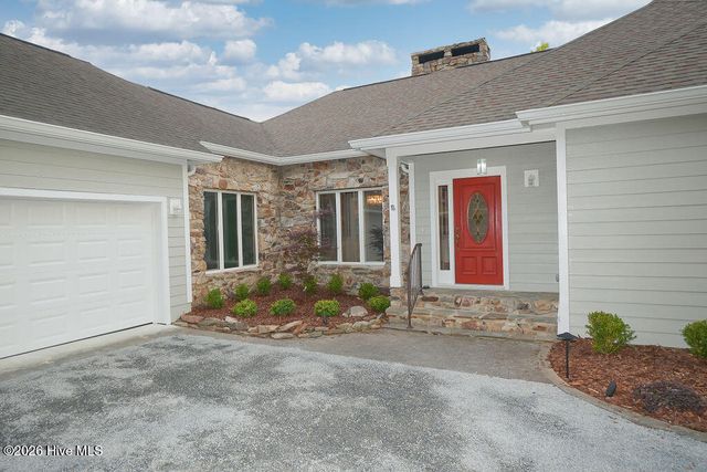 81 Deerwood Lane, Pinehurst, NC 28374