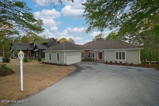 81 Deerwood Lane, Pinehurst, NC 28374
