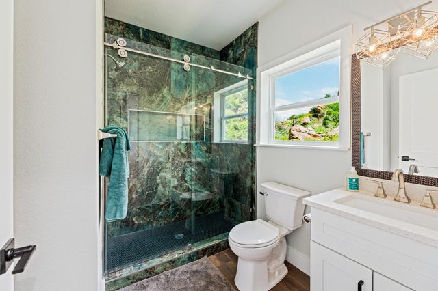 104 Clear Creek DR, Burnet, TX 78611