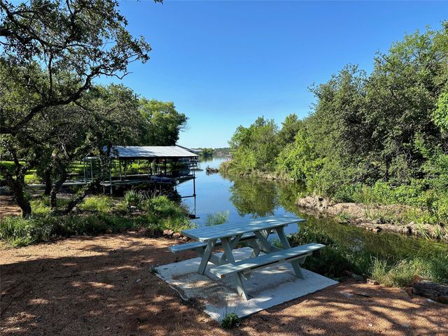104 Clear Creek DR, Burnet, TX 78611