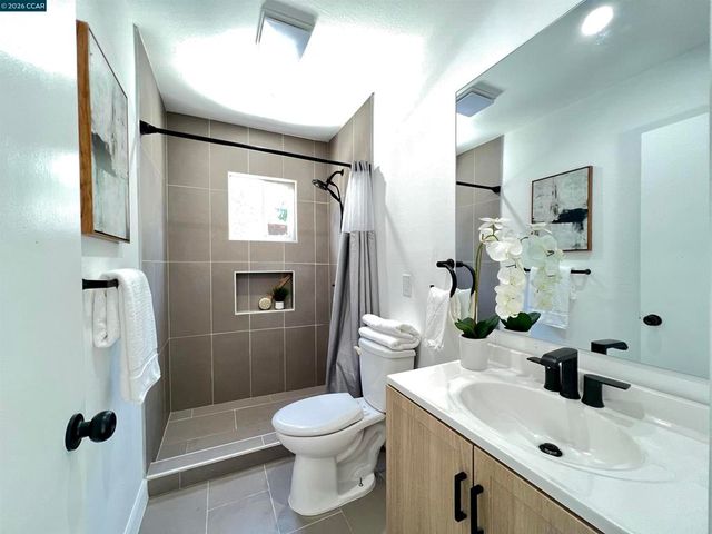 1192 Aspen Dr, Concord, CA 94520