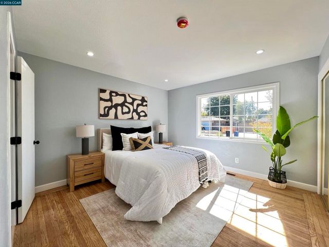 1192 Aspen Dr, Concord, CA 94520