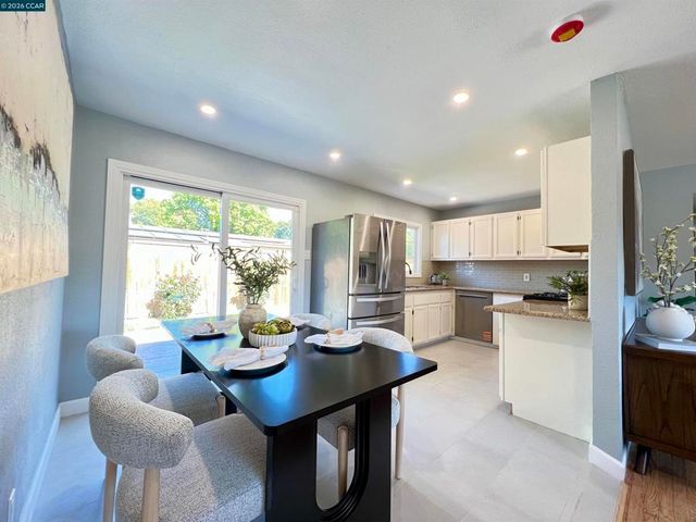 1192 Aspen Dr, Concord, CA 94520