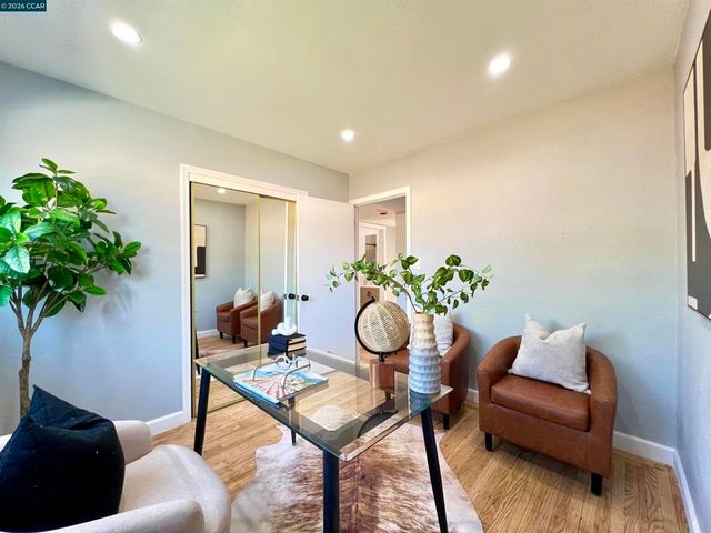 1192 Aspen Dr, Concord, CA 94520