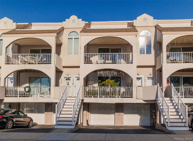 277 W Broadway UPPER, Long Beach, NY 11561