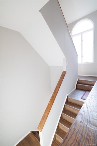 277 W Broadway UPPER, Long Beach, NY 11561