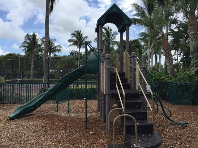 15185 Michelangelo Boulevard 105, Delray Beach, FL 33446