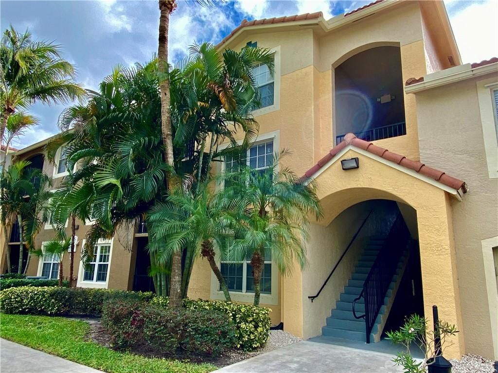 15185 Michelangelo Boulevard 105, Delray Beach, FL 33446