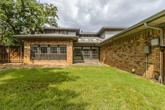 102 Pebble Beach Drive, Trophy Club, TX 76262