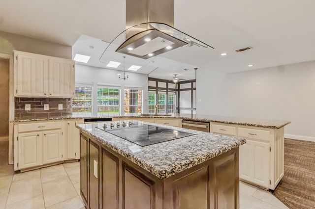 102 Pebble Beach Drive, Trophy Club, TX 76262