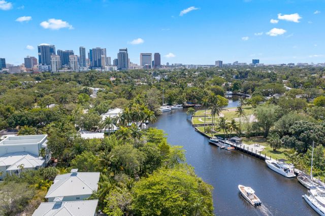 1333 SW 4th Court, Fort Lauderdale, FL 33312