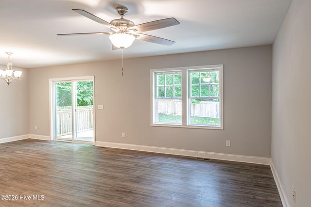 1040 W Indiana Avenue, Southern Pines, NC 28387