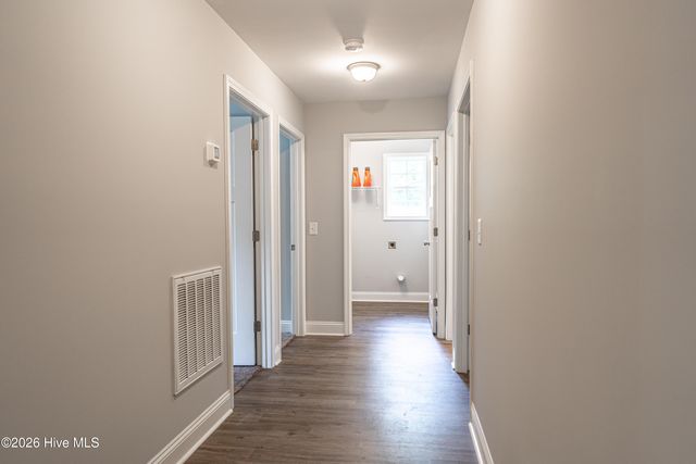 1040 W Indiana Avenue, Southern Pines, NC 28387