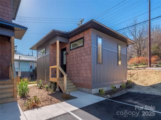 8 Leap Frog Park, Waynesville, NC 28786