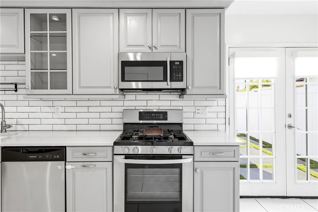 24961 Express, Laguna Hills, CA 92653
