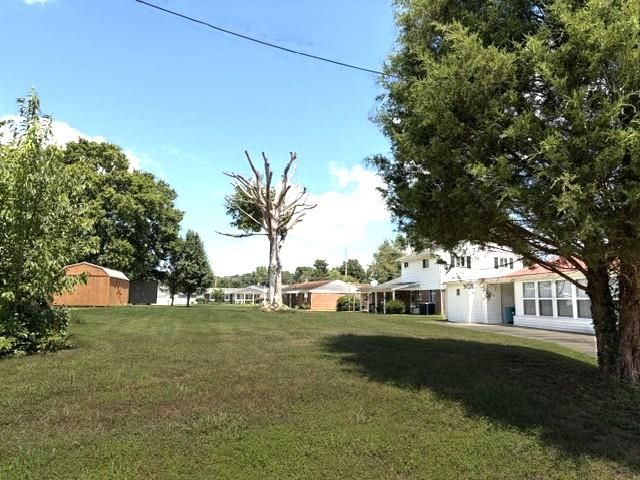 206 Nedra Drive, Barboursville, WV 25504
