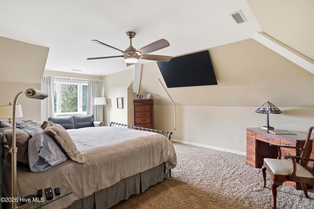 605 Bradley Creek Point Road, Wilmington, NC 28403
